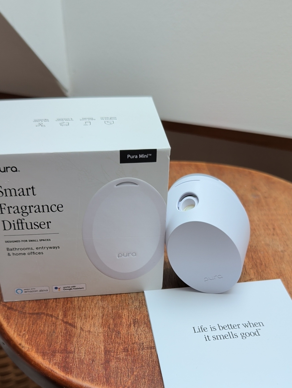 Pura Mini Smart Fragrance Diffuser With Santal Vanilla Scent